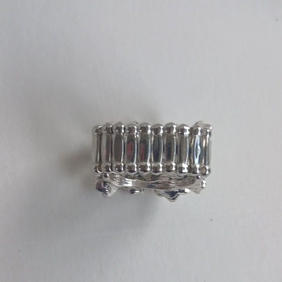 Paparazzi White Floral Stretch - Picture 3 of 8